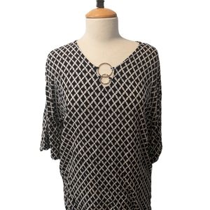 Dana Buchman Black and Cream 3/4 Length Sleeve Blouse Size Medium